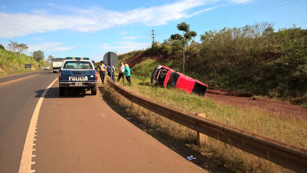 Nuevo despiste en rotonda Cruce Karaben