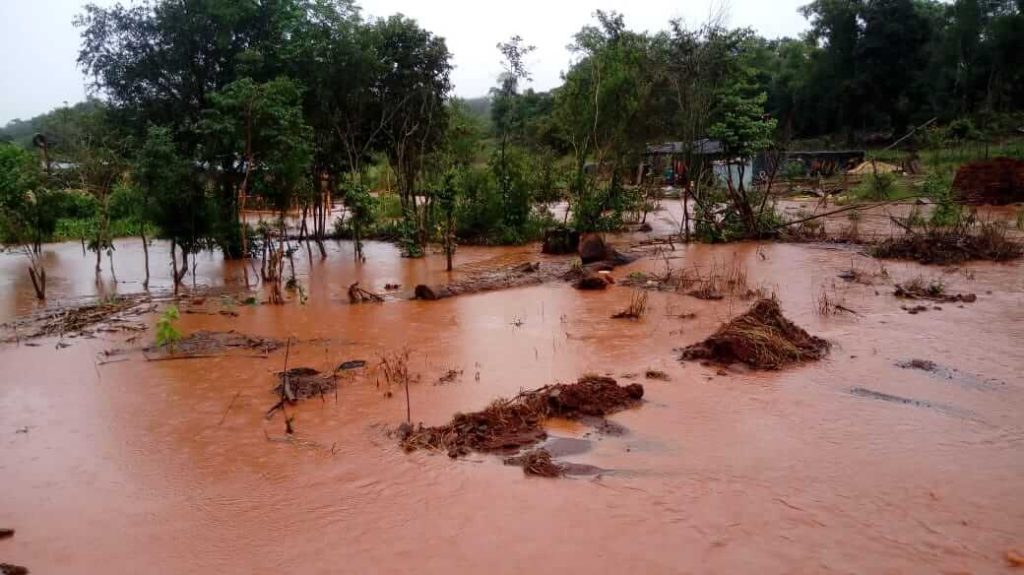 Más sectores afectados por las intensas lluvias