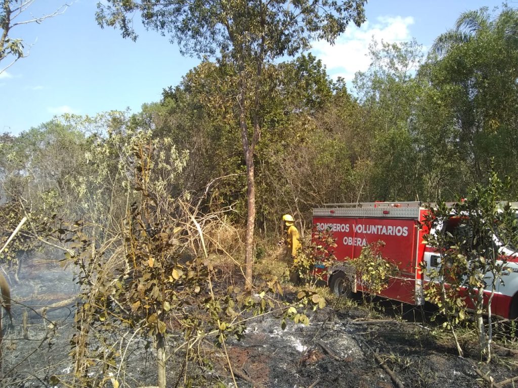 A pesar del alerta provincial, Bomberos sofocaron 7 incendios en una jornada