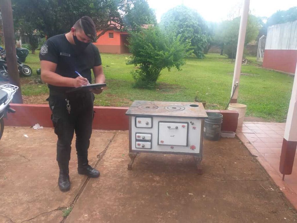 Recuperaron en Campo Viera una cocina a leña robada en Oberá