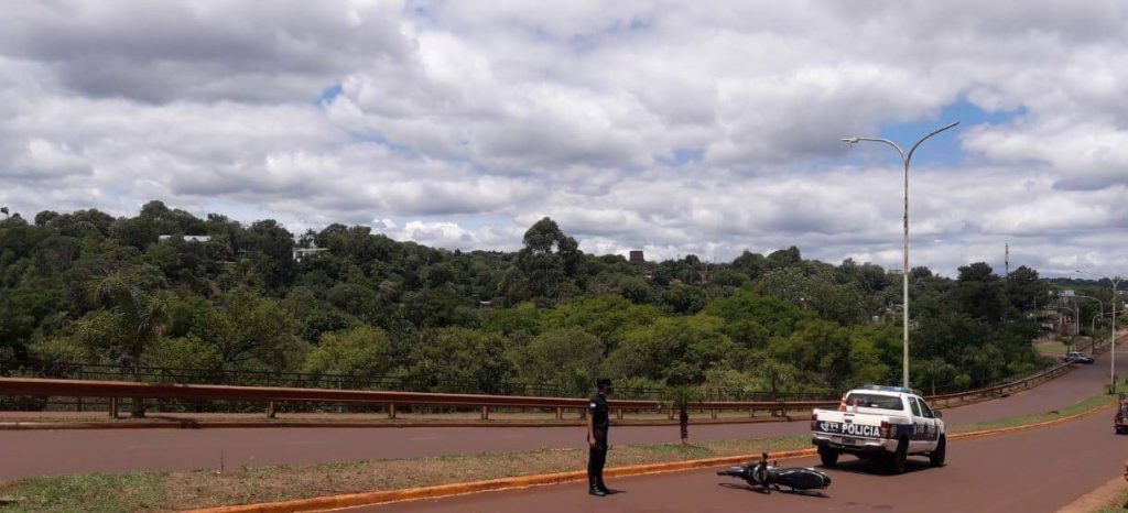 Despiste de una motocicleta en la Autovía