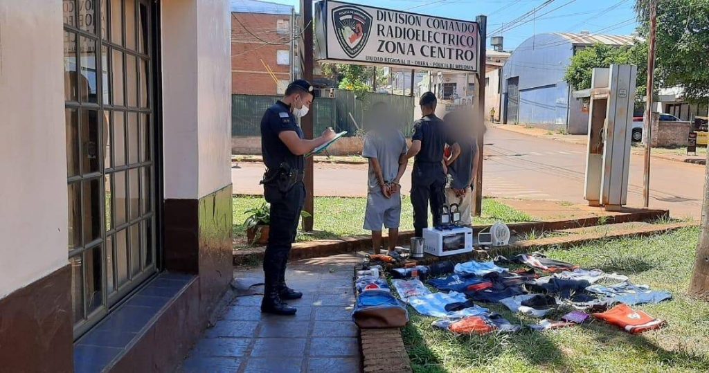 Robaron en una iglesia y en una vivienda de Oberá y terminaron detenidos