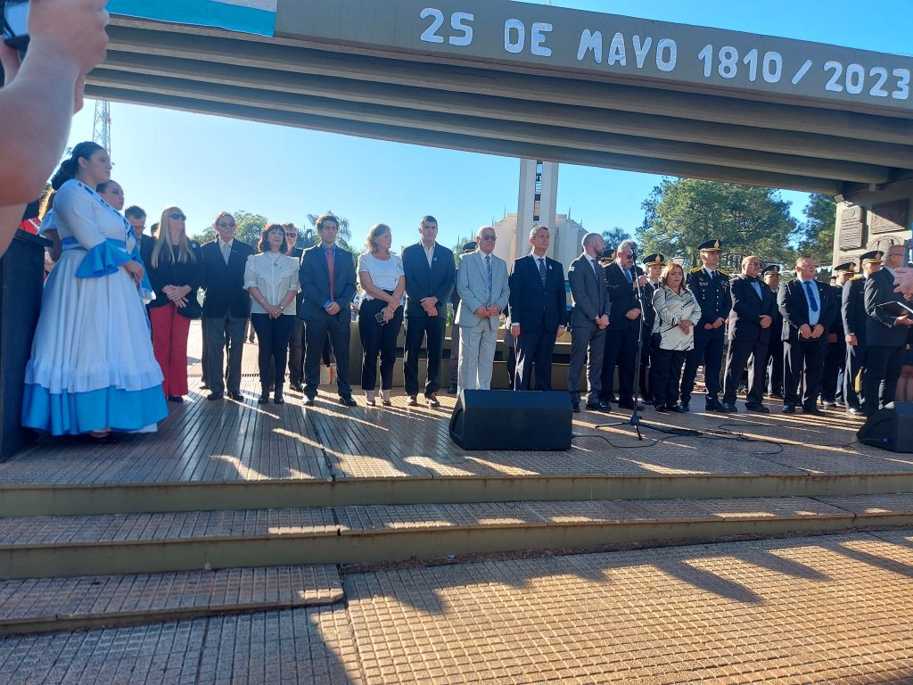 Acto 25 de Mayo en Oberá