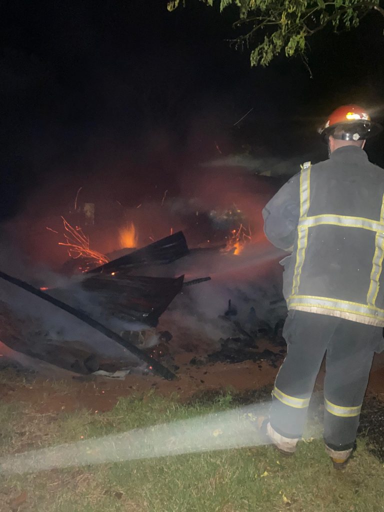 La Policía investiga el incendio de una casa en el Barrio San José