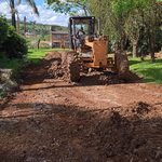 Realizan trabajos de entoscado y perfilado de calles en distintos barrios de Oberá