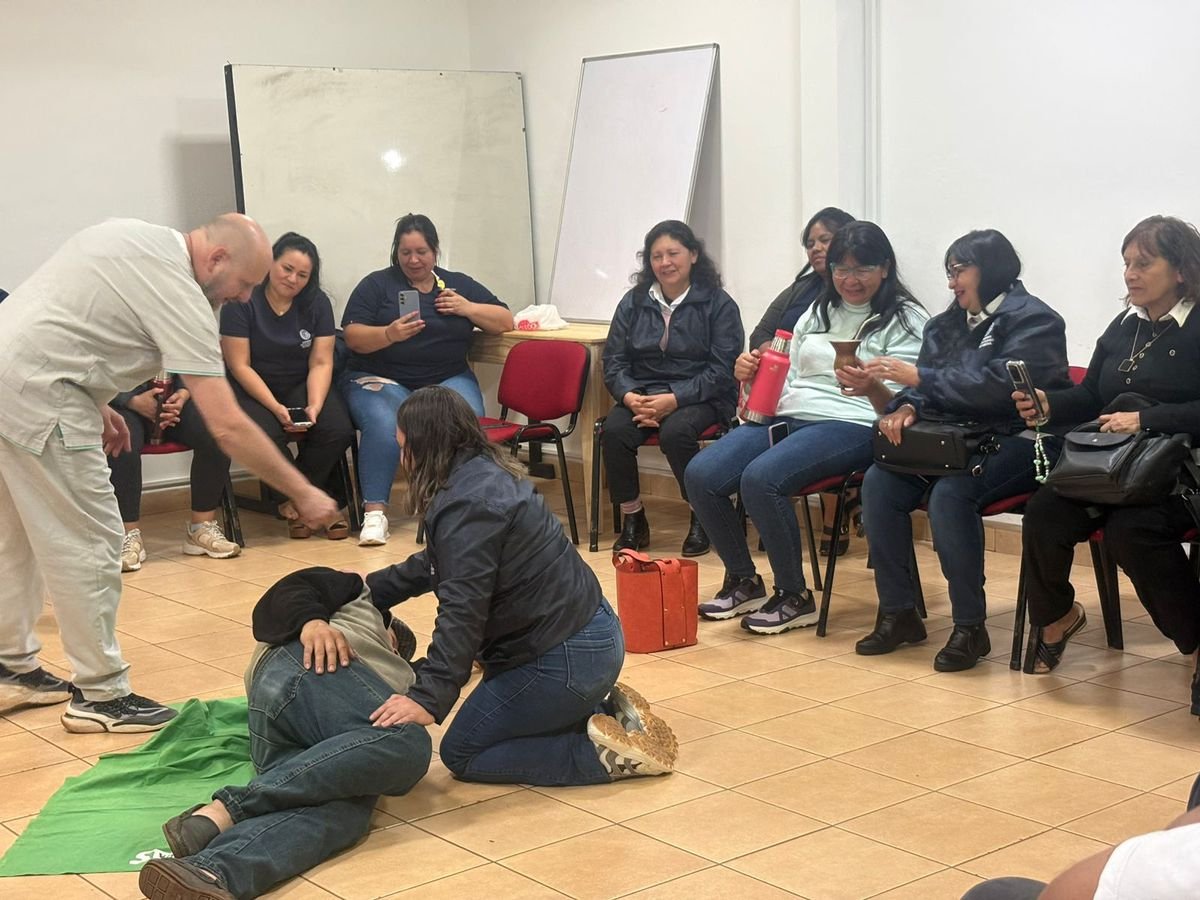 Capacitación en RCP Y Maniobras de Heimlich para agentes municipales a cargo de Salones de Usos Múltiples y CIC