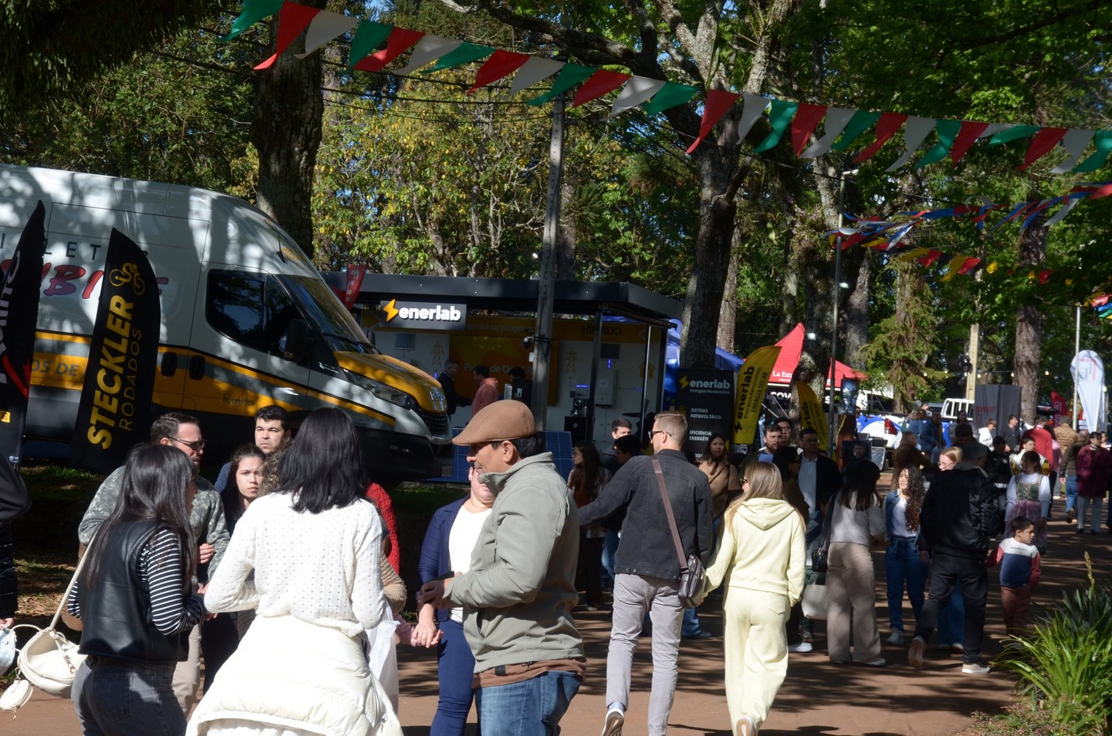 La Fiesta Nacional del Inmigrante transita sus primeras jornadas con gran concurrencia y nuevas propuestas