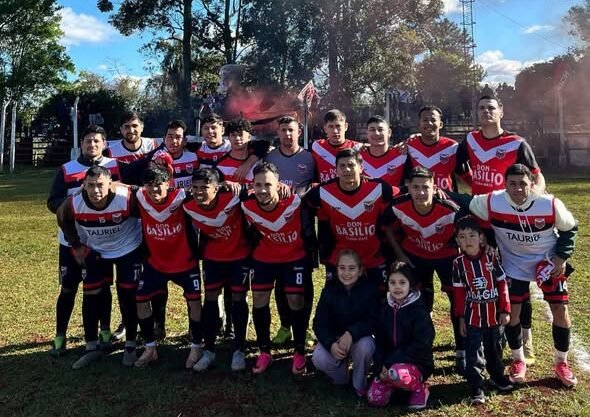 El Exa y Atlético Iguazú a la final del Apertura