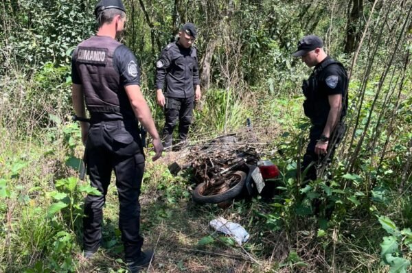 Tras semanas de investigación, recuperaron una motocicleta robada en Campo Viera
