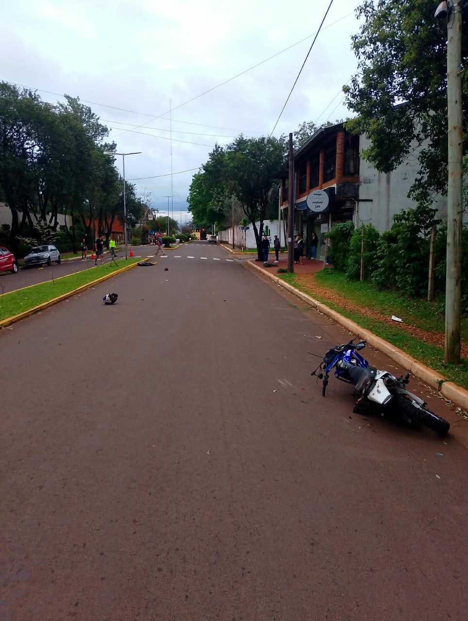 Murió un motociclista tras un choque en Oberá y buscan identificar al otro vehículo