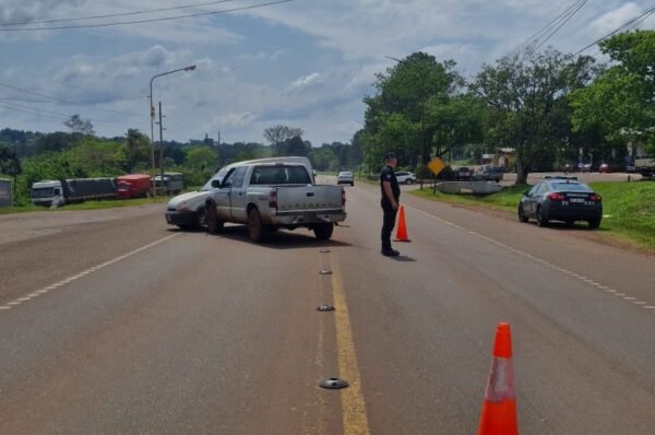 Choque sobre la Ruta 14 en Oberá: no hubo personas lesionadas