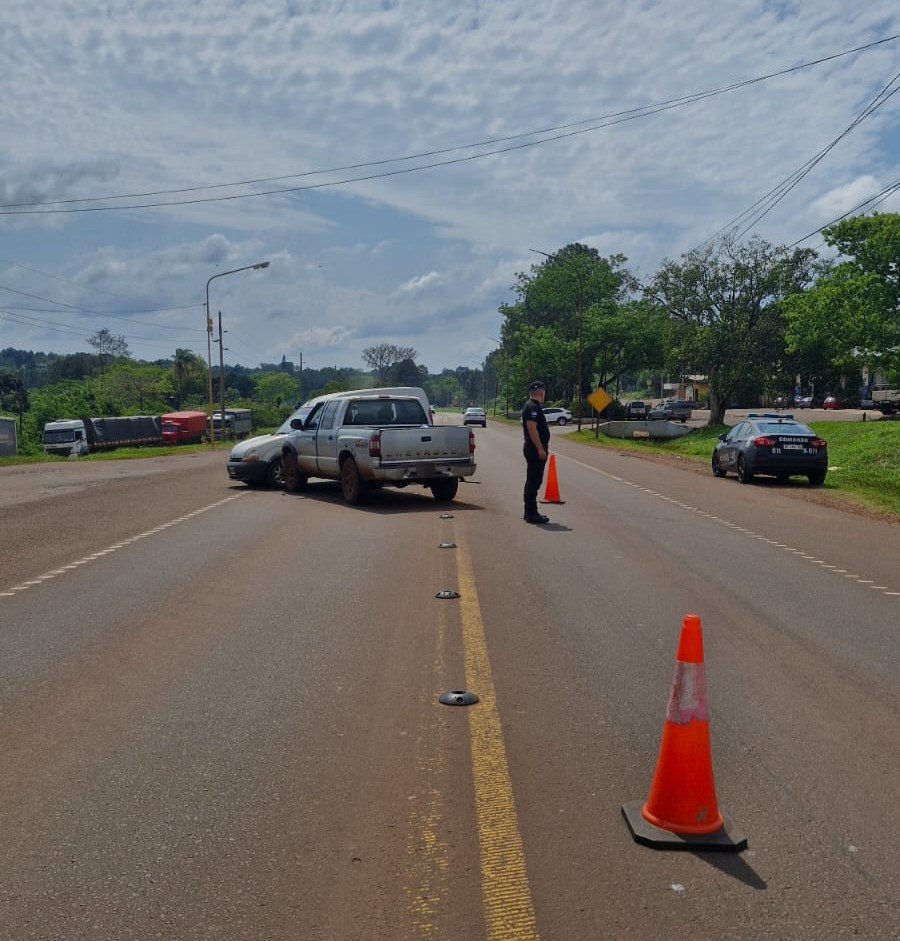 Choque sobre la Ruta 14 en Oberá: no hubo personas lesionadas