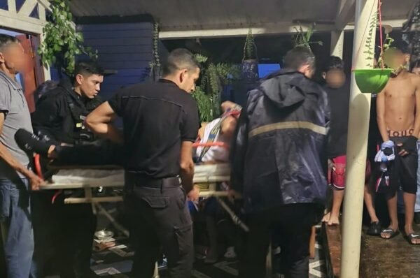 Despiste de una motocicleta dejó a un joven con una fractura de cadera en Villa Bonita