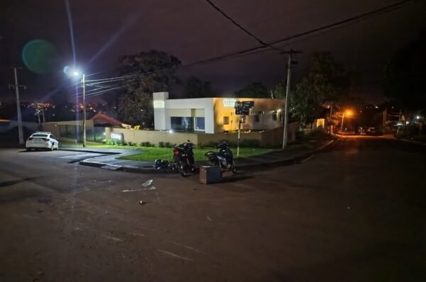 Un motociclista sufrió una fractura tras un choque entre dos motos en Oberá