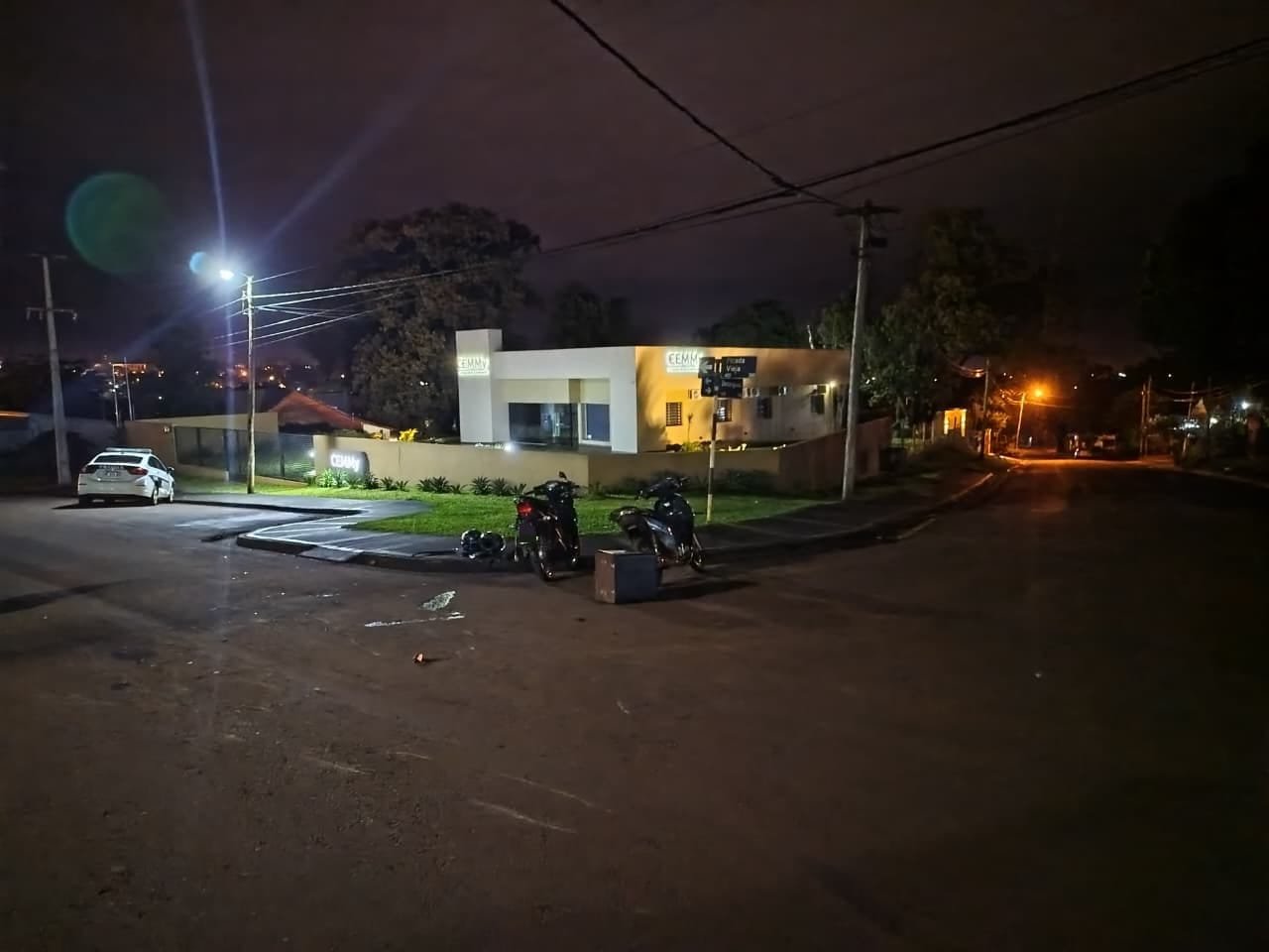 Un motociclista sufrió una fractura tras un choque entre dos motos en Oberá