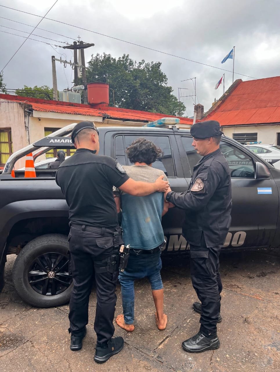Detuvieron a un hombre acusado de agredir a una mujer y dañar su propiedad en Oberá