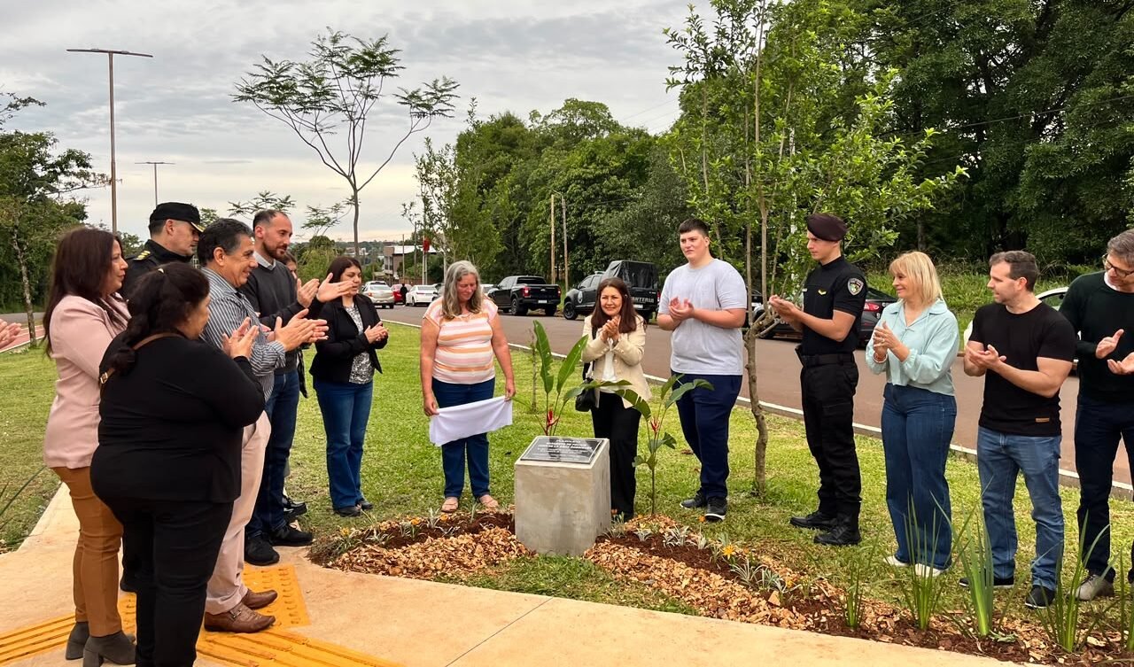 La comunidad de Villa Barreyro mantiene viva la memoria de un policía fallecido en servicio