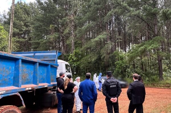Investigan la muerte de una pareja de Oberá hallada en un camino vecinal de Los Helechos
