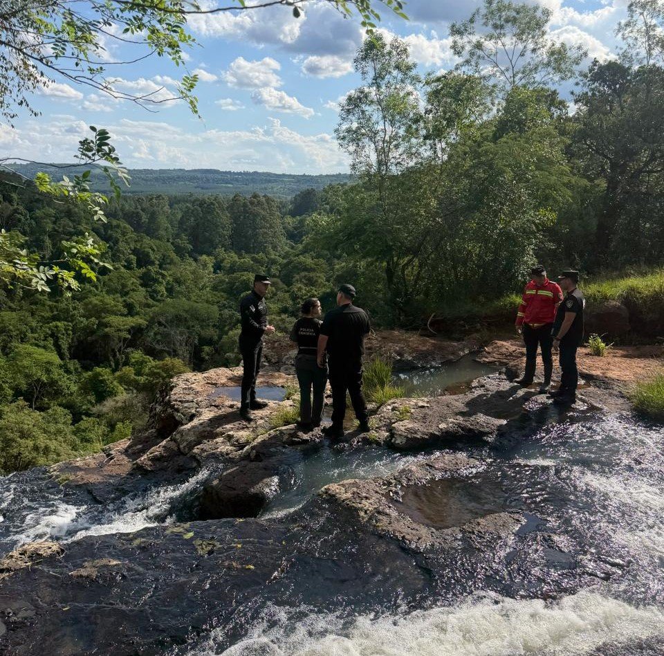 Una joven de 29 años murió en el Salto Paca de Panambí: investigan las circunstancias del hecho