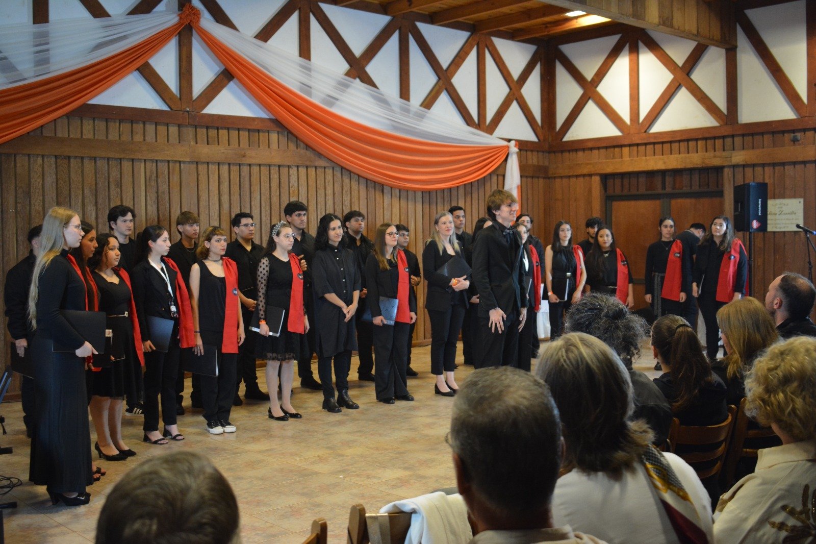 Oberá Sinfónico abrió sus puertas con música, emoción y grandes expectativas
