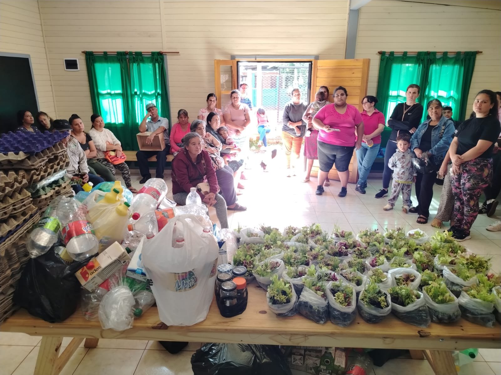 51 familias de Oberá se sumaron a la producción de alimentos con huertas familiares